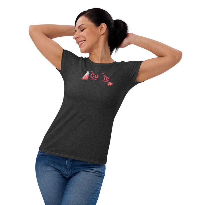 Cute Chemistry Woman T-shirt - ArtyKoala